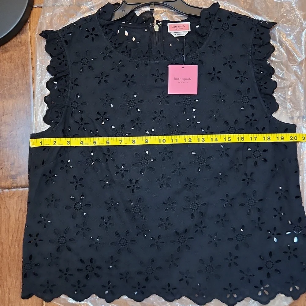 SALE! Kate Spade Black Daisy Eyelet Sleeveless Top Size 14 100% Cotton, Pristine - Picture 14 of 15